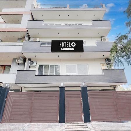 Super Hotel O Sector 43 Гургаон Екстериор снимка